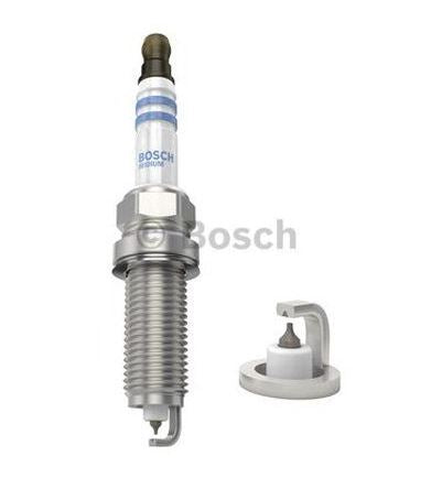 1x Bougie d'allumage BOSCH - réf 0 242 135 517