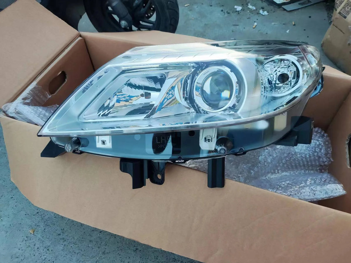 1pcs car bumpe headlamp for Latitude headlight 2011~2012y car accessories head lamp for Renault Latitude fog light