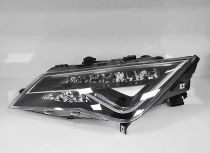 AKD LED Headlight assembly for SEAT León MK3 Headlight 2013–2017 León 5F LED Projector LENS DRL Turn Signal Front SEAT Leon Head lamp auto Accessories