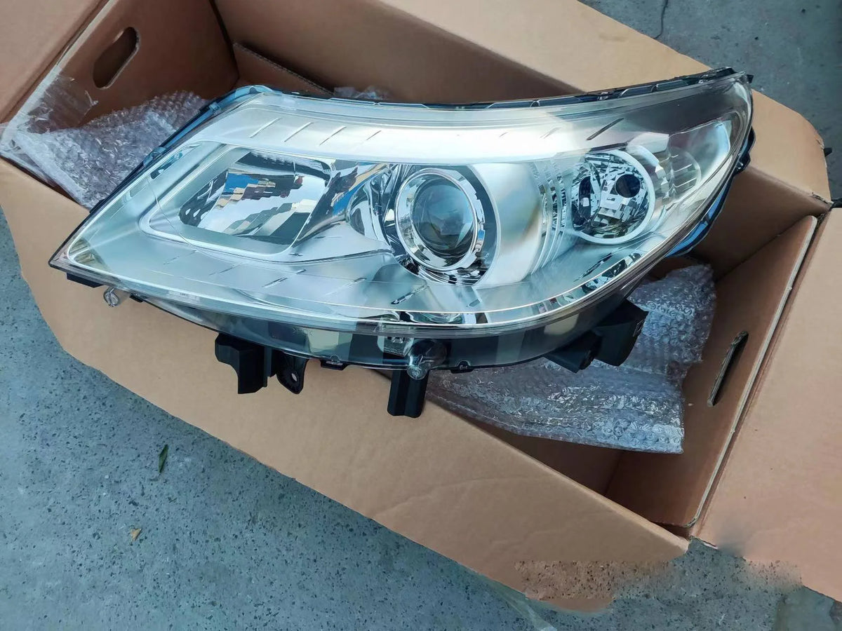 1pcs car bumpe headlamp for Latitude headlight 2011~2012y car accessories head lamp for Renault Latitude fog light