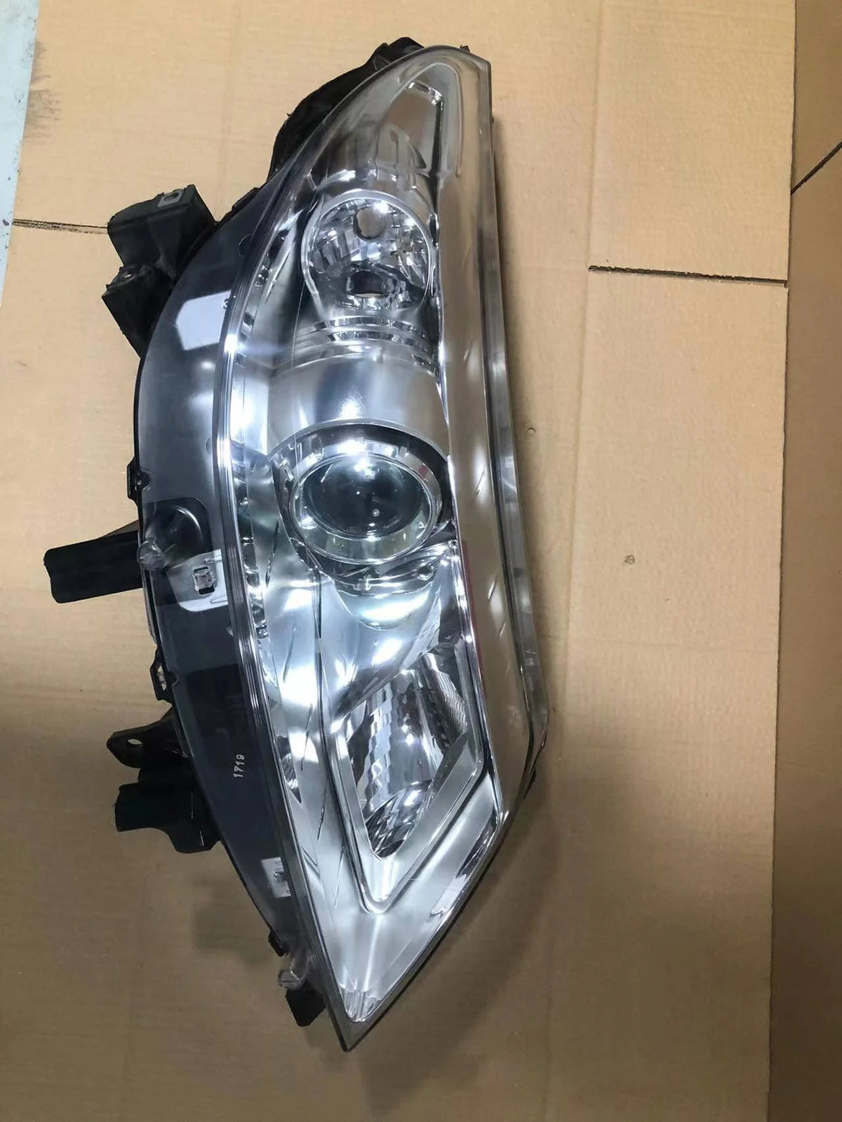 1pcs car bumpe headlamp for Latitude headlight 2011~2012y car accessories head lamp for Renault Latitude fog light